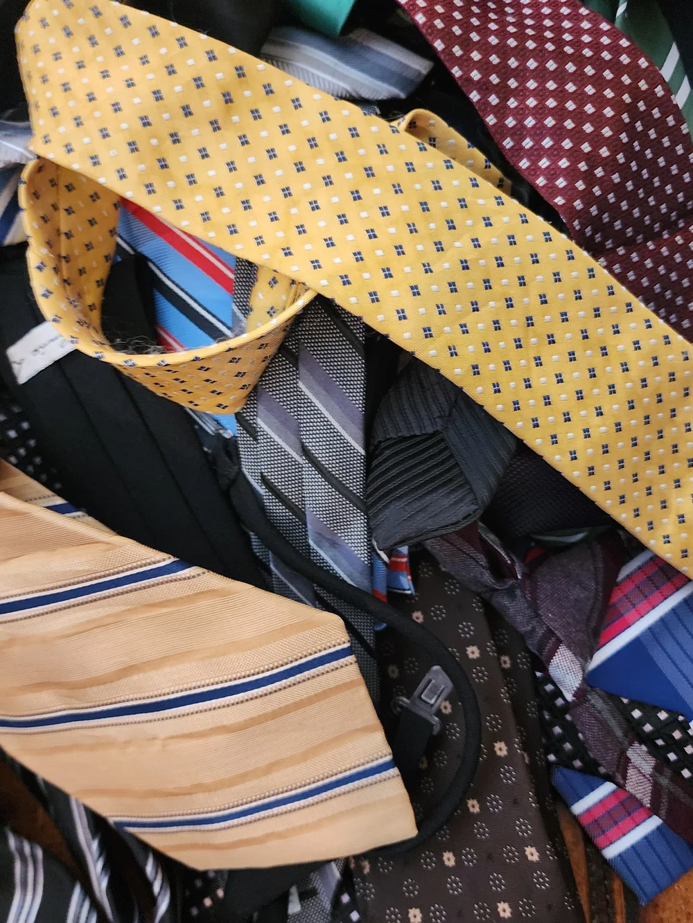 50 Pc Men’s Necktie Lot Vintage & Modern Silk Wool Cotton Polyester Mixed Brands